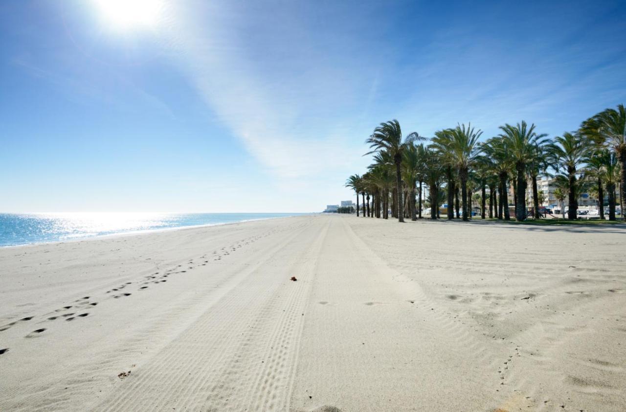 Playamar - Apartamento Copenhague - A 50 Metros De La Playa - Piscina Y Parking Gratis Apartman Torremolinos Kültér fotó